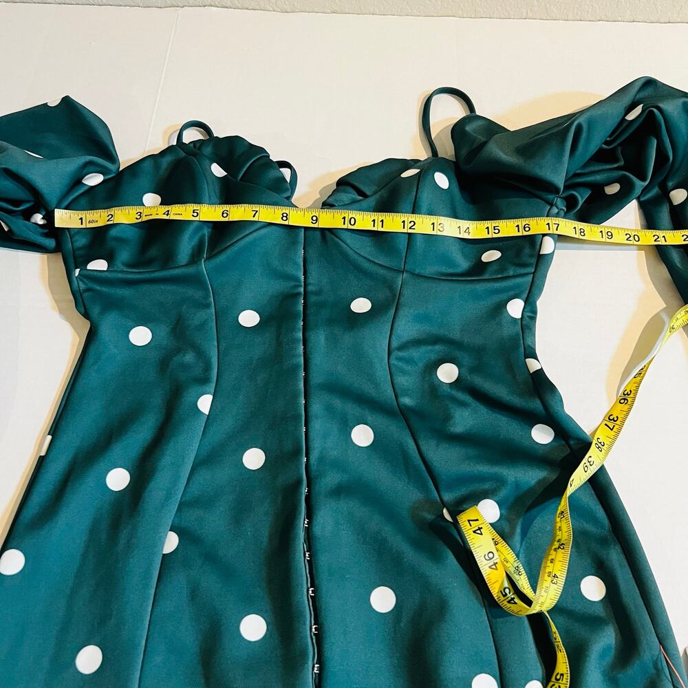ASOS Polka Dot Cold Shoulder Dress Size 10 Green Cream NWT - Picture 6 of 8